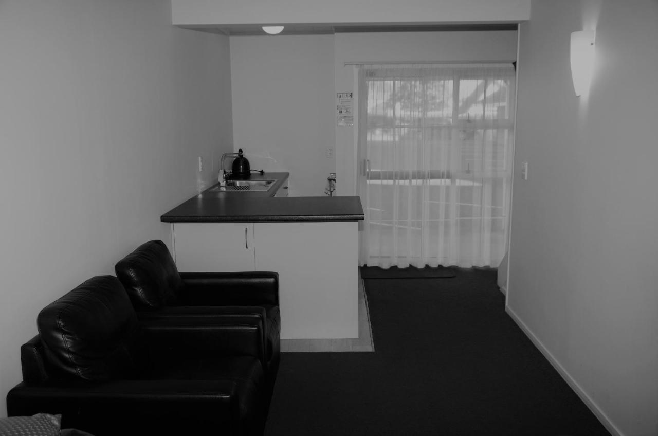 Midway Motel Rotorua Bagian luar foto
